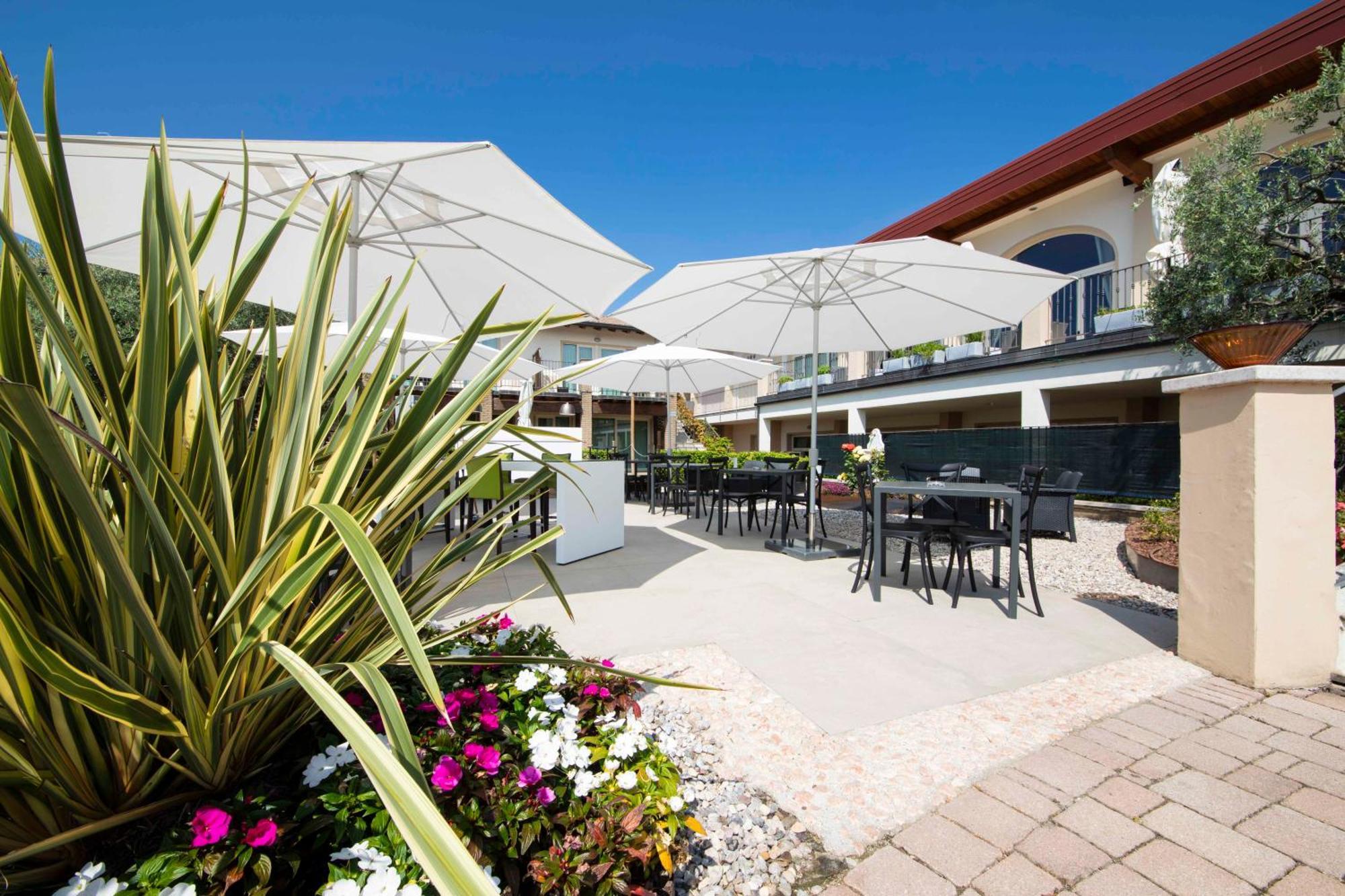 Lake Garda Resort Moniga del Garda Esterno foto