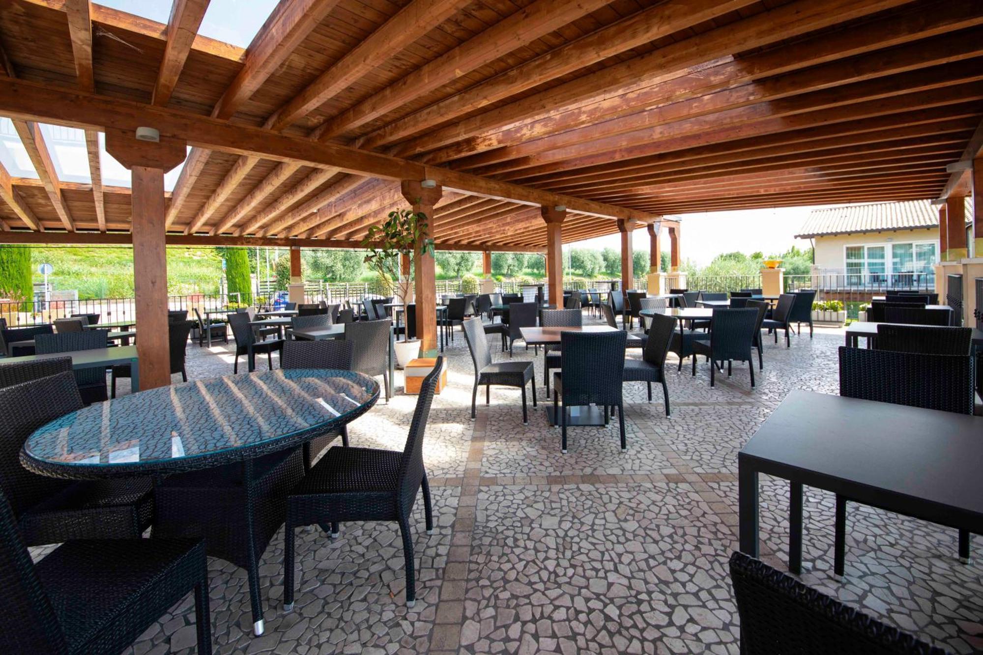 Lake Garda Resort Moniga del Garda Esterno foto